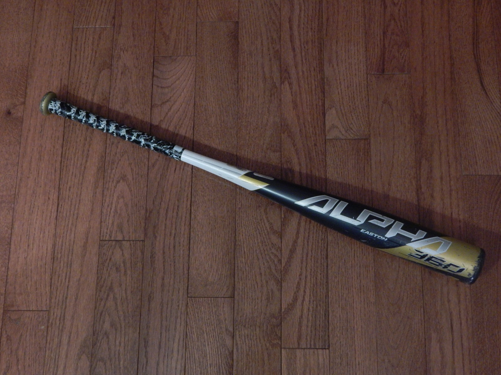 Used Easton 360 33 inch BBCOR Baseball Bat