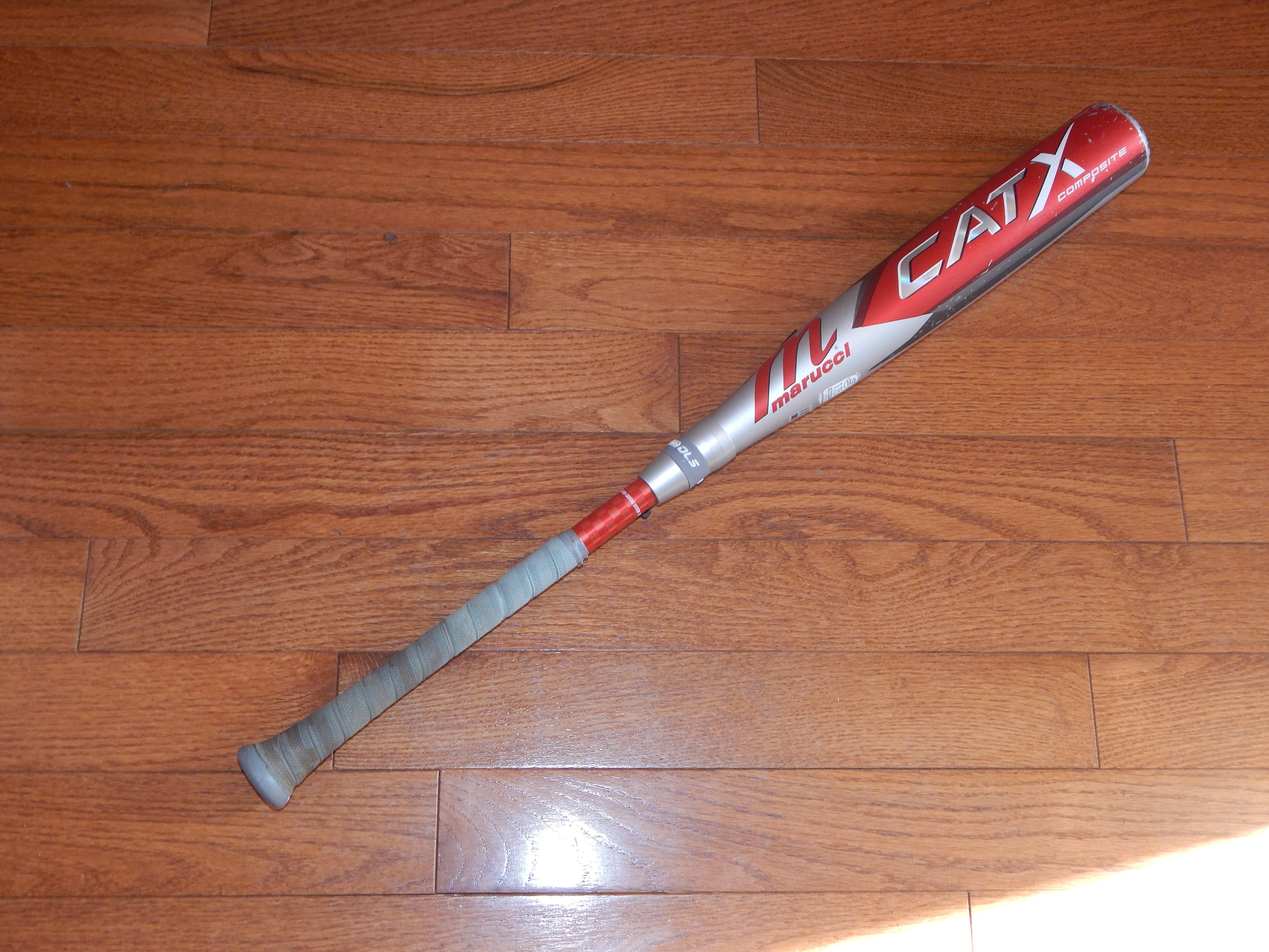 Used Marucci CATX Composite 32 inch, -5 USSSA Baseball Bat