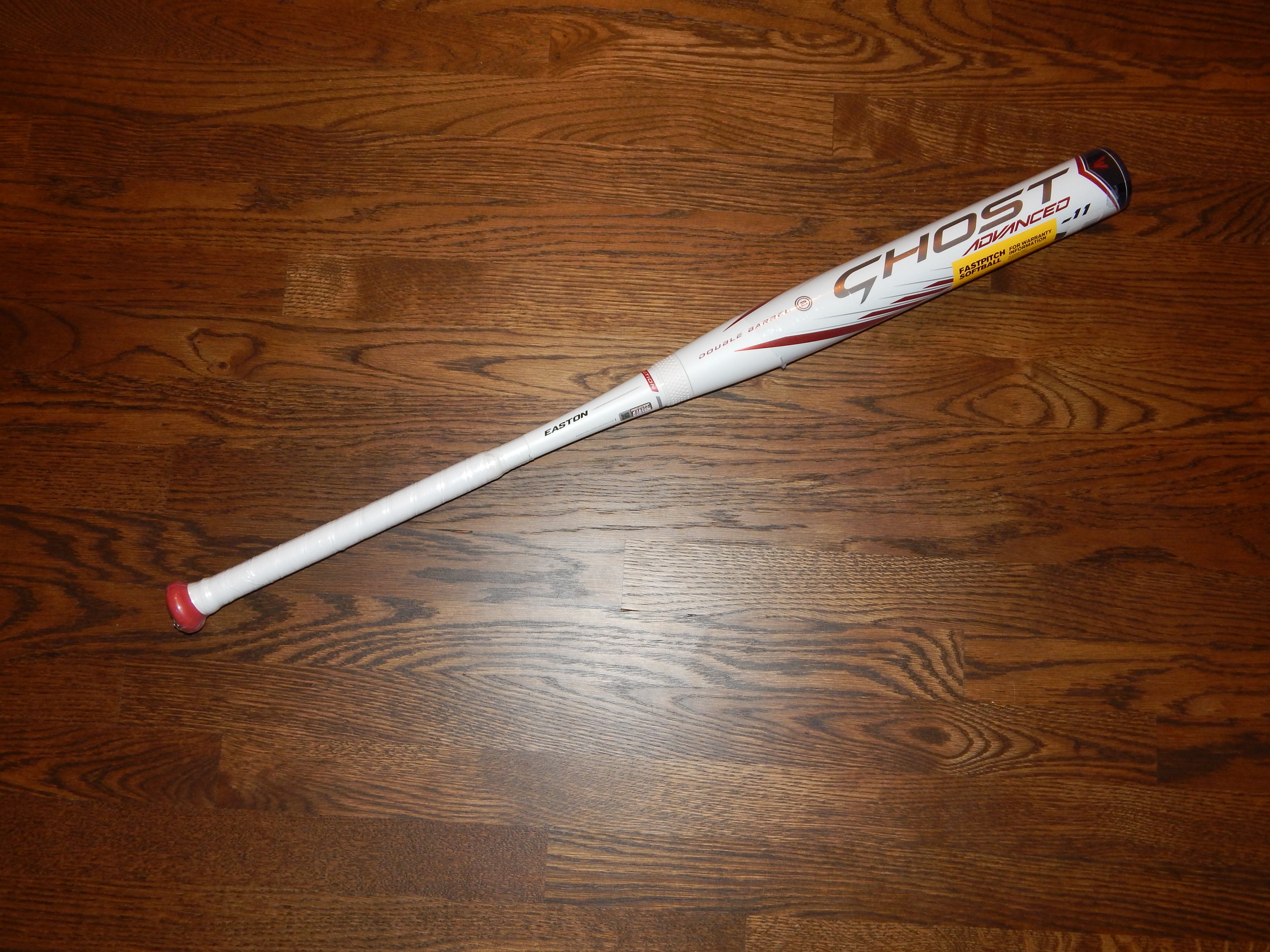 Never Used Easton Ghost ADV 33 inch, -11 Fastpitch Softball Bat