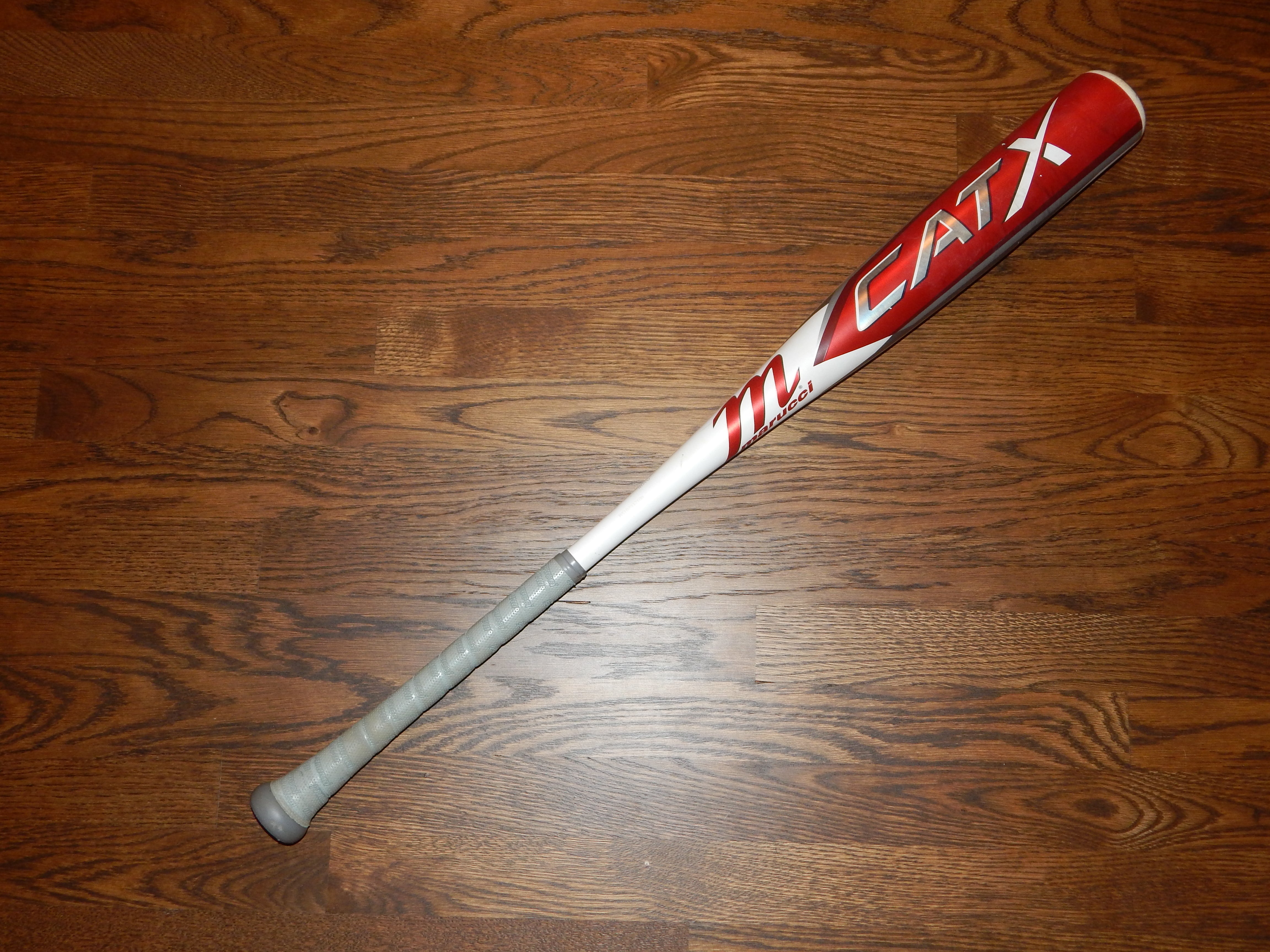 Used Marucci CATX 33 inch, -5 USSSA Baseball Bat