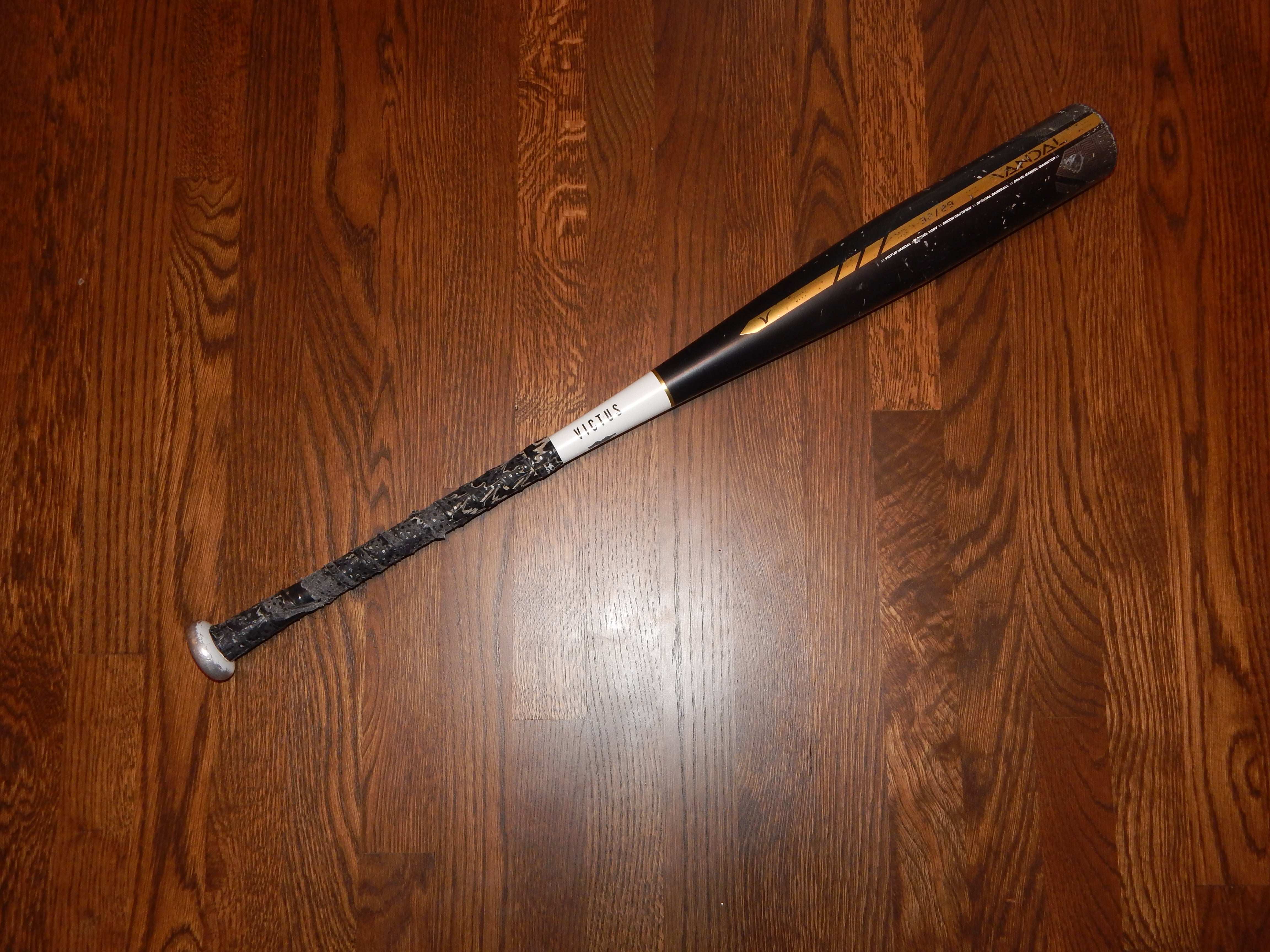 Used Victus Vandal 32 inch BBCOR Baseball Bat