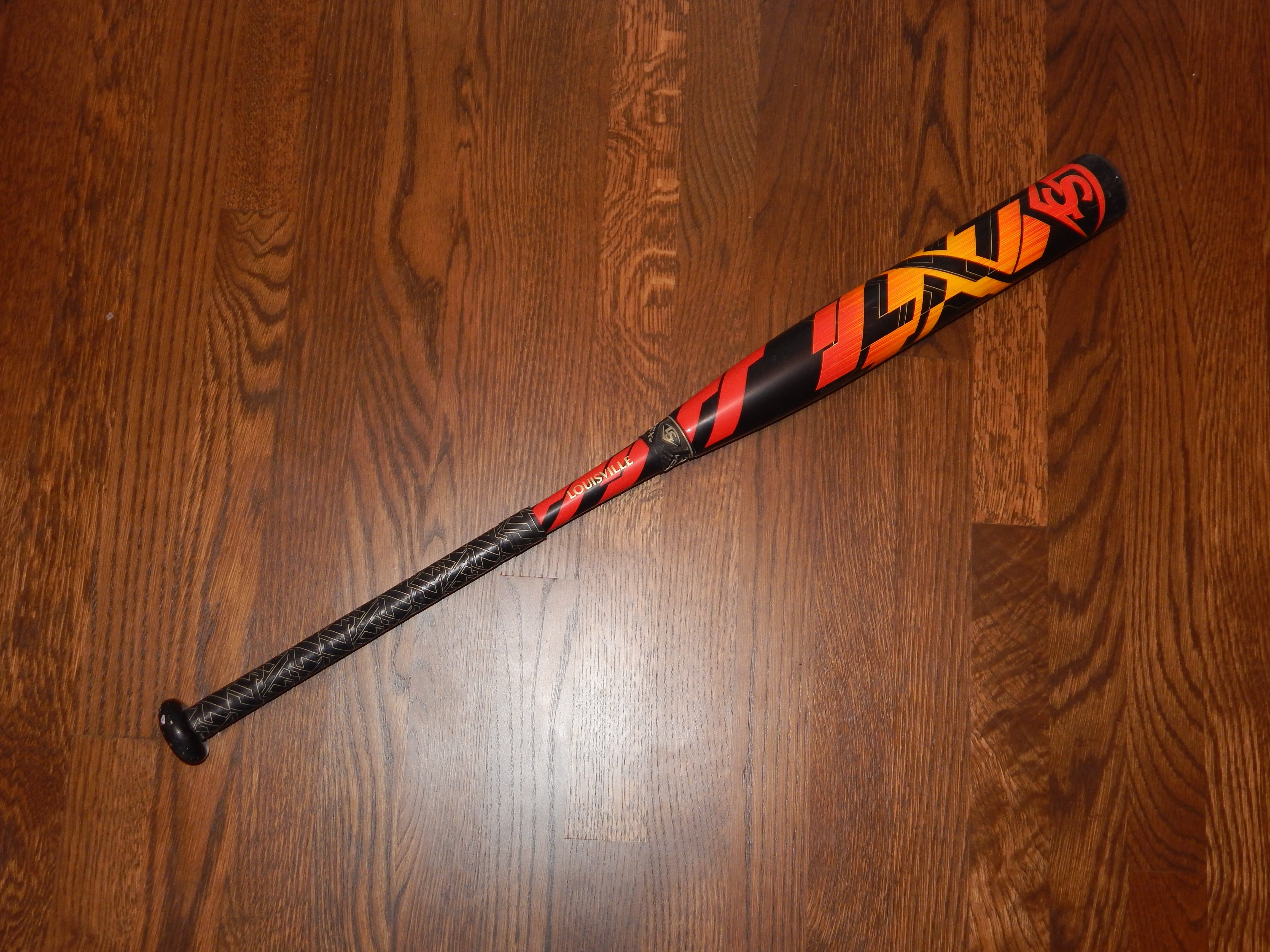 Used Louisville Slugger LXT 31 inch, -11 Fastpitch Softball Bat